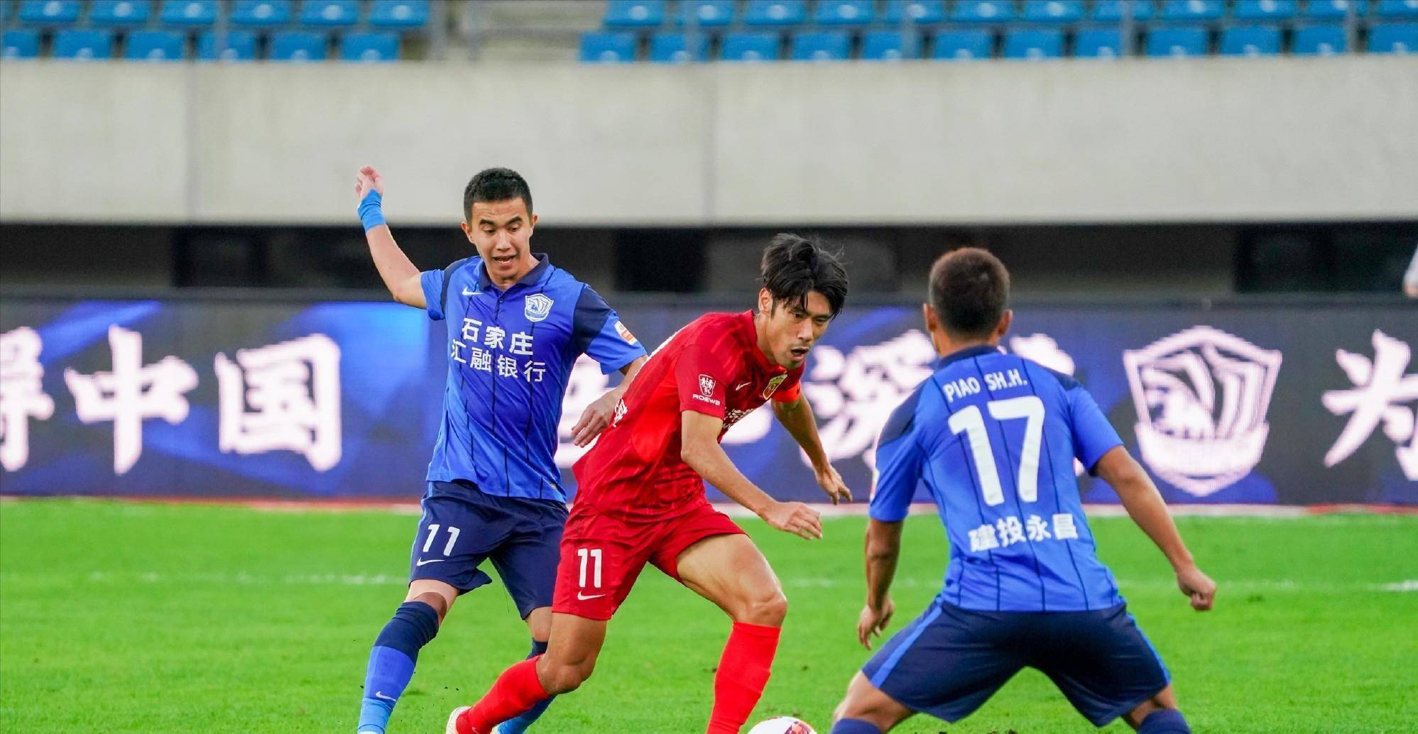 关于尼斯发布备战花絮，窗口期战术微调，国王杯任务艰巨，医务组通报恢复的信息-爱游戏官网首页