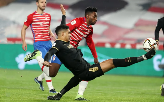 冠军退役引发热议-爱游戏ayx